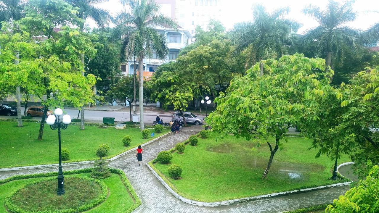 Nhà nghỉ Kiến An Hue Esterno foto